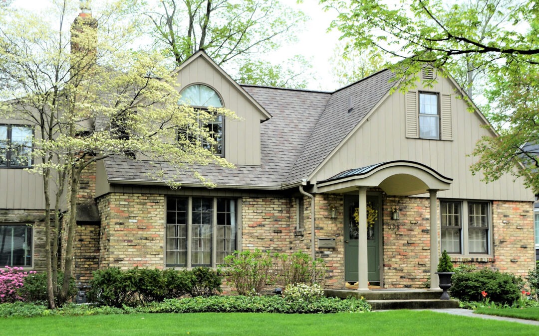 The Grand Rapids Homeowner’s Guide to Replacing Your Roof