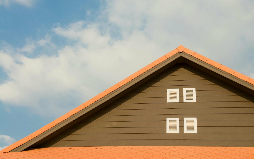 9 Essential Roof Maintenance Tips for Homeowners